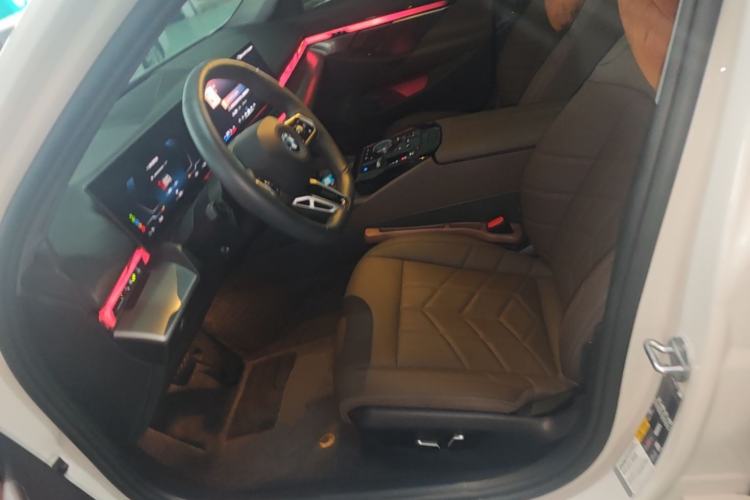 Used BMW i5 2024 eDrive 35L M Sport Package Left Front Seat