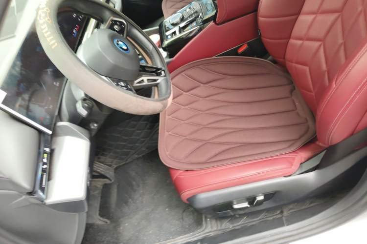 Used BMW i5 2024 eDrive 35L M Sport Package Left Front Seat