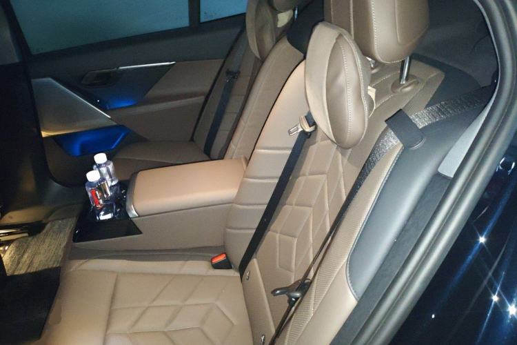 Used BMW i5 2024 eDrive 35L Luxury Package Left Rear Seat