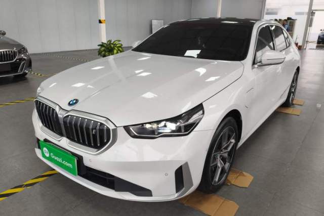 Used BMW i5 2024 eDrive 35L Luxury Package