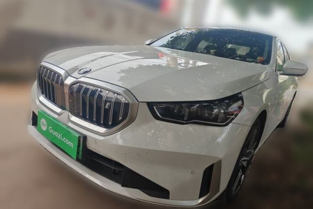 Used BMW i5 2024 eDrive 35L Luxury Package