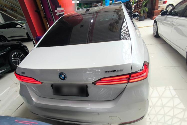 Used BMW i5 2024 eDrive 35L Luxury Package Rear