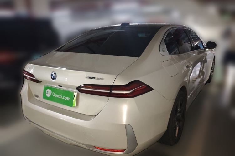 Used BMW i5 2024 eDrive 35L Luxury Package Rear Right 45 Deg