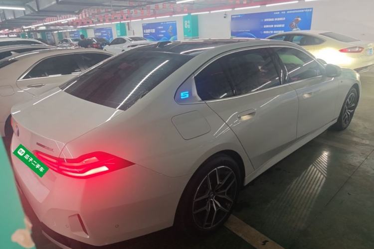 Used BMW i5 2024 eDrive 35L M Sport Package Rear Right 45 Deg