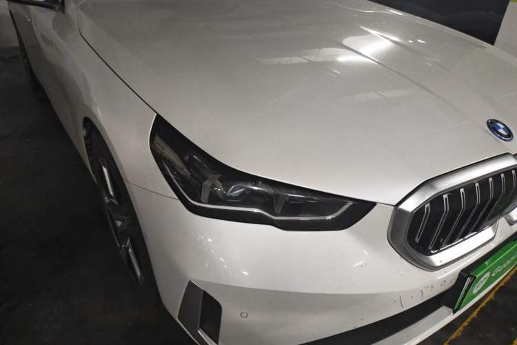 Used BMW i5 2024 eDrive 35L Luxury Package Right Front Headlight