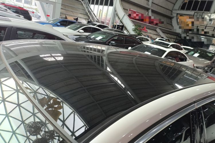 Used BMW i5 2024 eDrive 35L Luxury Package Roof