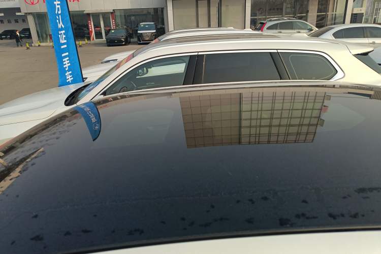 Used BMW i5 2024 eDrive 35L Prestige Luxury Package Roof