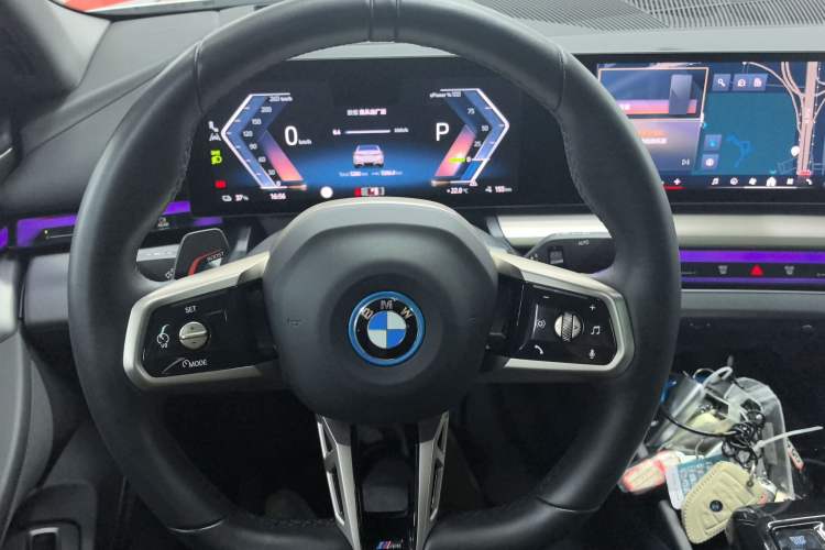 Used BMW i5 2024 eDrive 35L Luxury Model with M Sport Package Steering Wheel