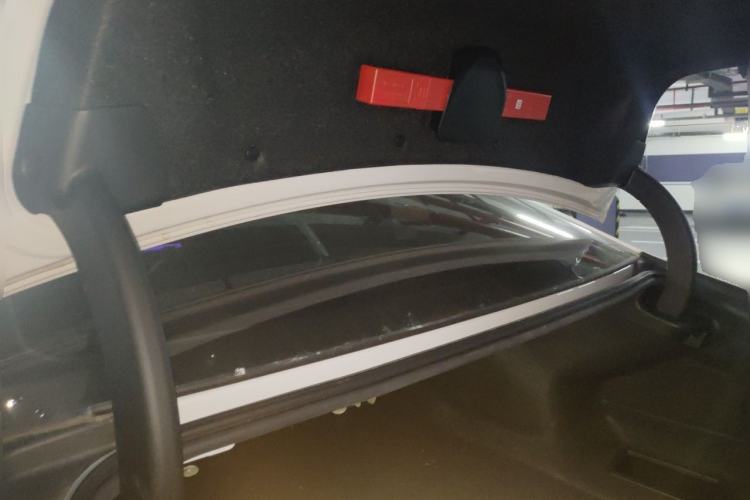 Used BMW i5 2024 eDrive 35L Luxury Package Trunk