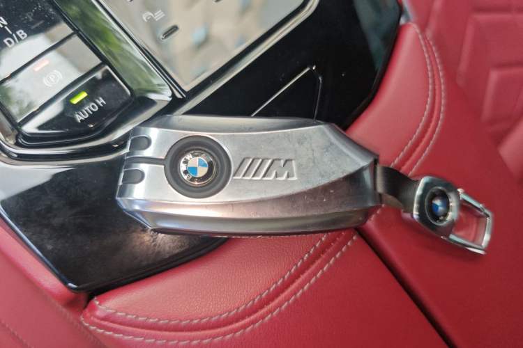 Used BMW i5 2024 eDrive 35L M Sport Package Vehicle Key