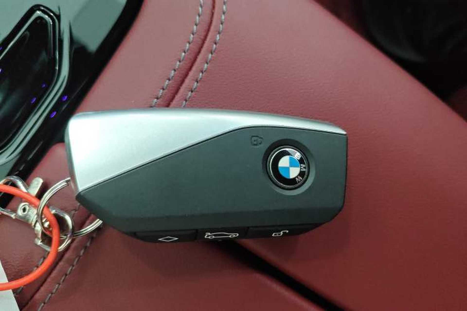 Used BMW i5 2024 eDrive 35L Prestige Luxury Package Vehicle Key