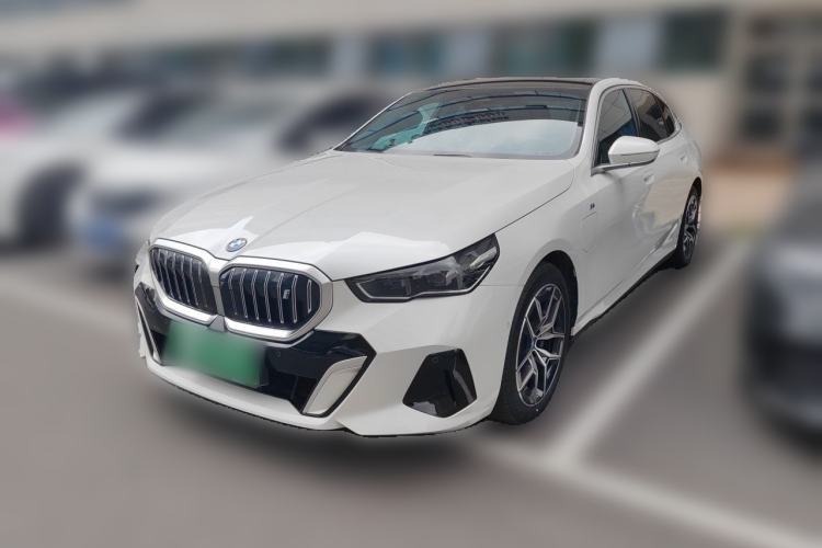 Used BMW i5 2024 eDrive 35L Luxury Model with M Sport Package Guazi used car, China used car export, Used car for sale, Used  cars, Cheapest cars for sale