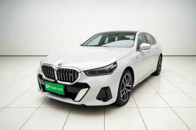 Used BMW i5 2024 eDrive 35L Luxury Model with M Sport Package