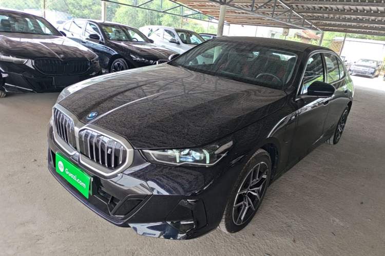 BMW i5 2025 eDrive 40L M Sport Package