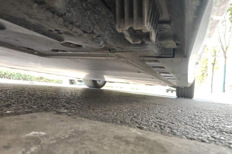 Used BMW i5 2025 eDrive 35L M Sport Package Chassis Rear Right