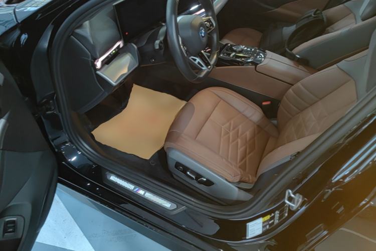 Used BMW i5 2025 eDrive 40L M Sport Package Driver Seat