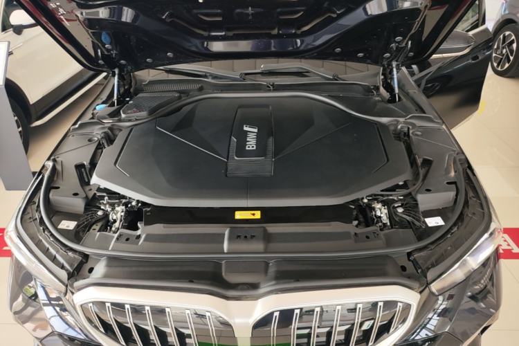 Used BMW i5 2025 eDrive 35L M Sport Package Engine Bay