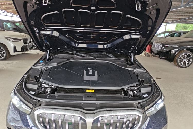 Used BMW i5 2025 eDrive 35L M Sport Package Engine Bay
