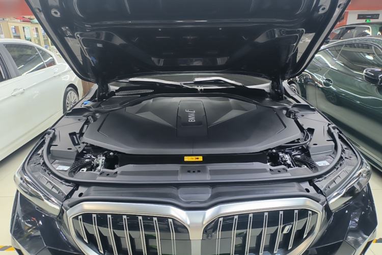 Used BMW i5 2025 eDrive 40L M Sport Package Engine Bay
