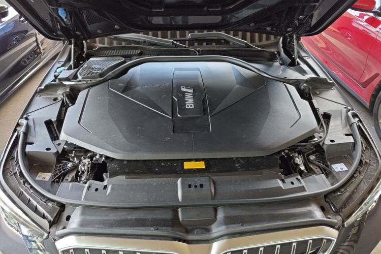Used BMW i5 2025 eDrive 35L M Sport Package Engine Bay