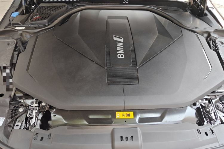 Used BMW i5 2025 eDrive 35L M Sport Package Engine Bay