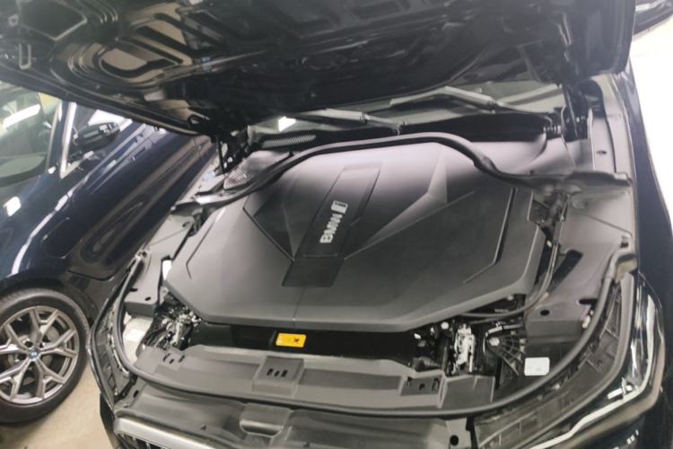 Used BMW i5 2025 eDrive 40L M Sport Package Engine Bay