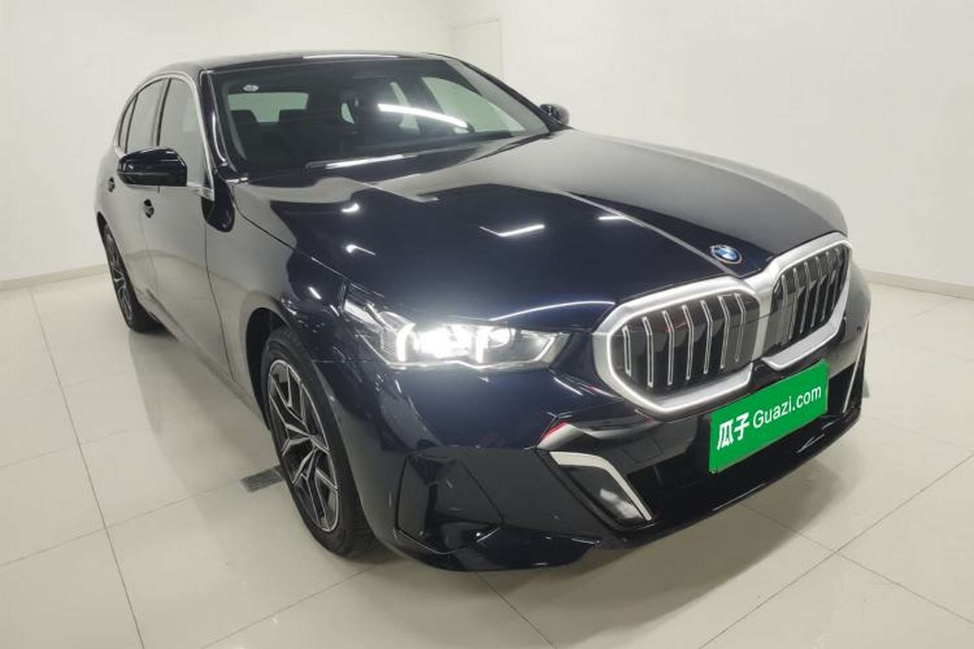 Used BMW i5 2025 eDrive 40L M Sport Package Exterior 1
