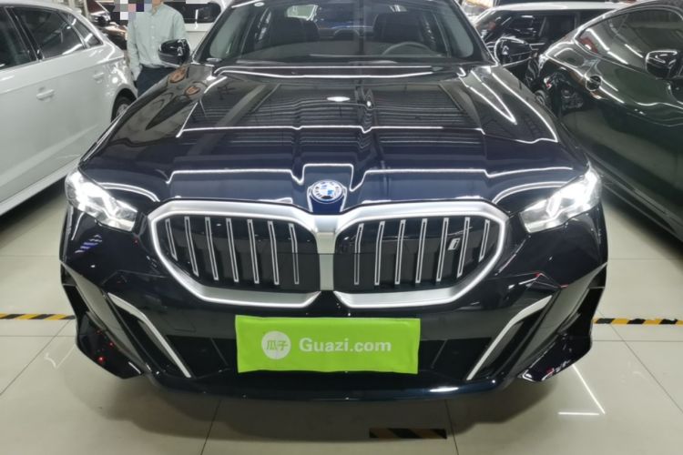 Used BMW i5 2025 eDrive 40L M Sport Package Front
