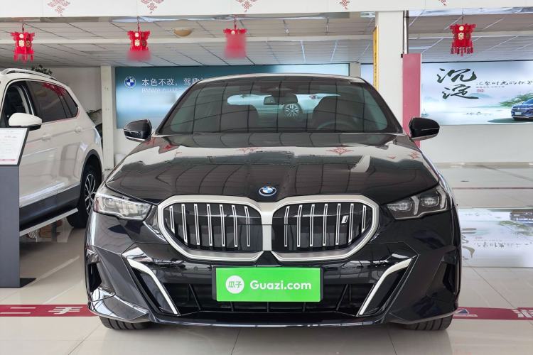 Used BMW i5 2025 eDrive 35L M Sport Package Front