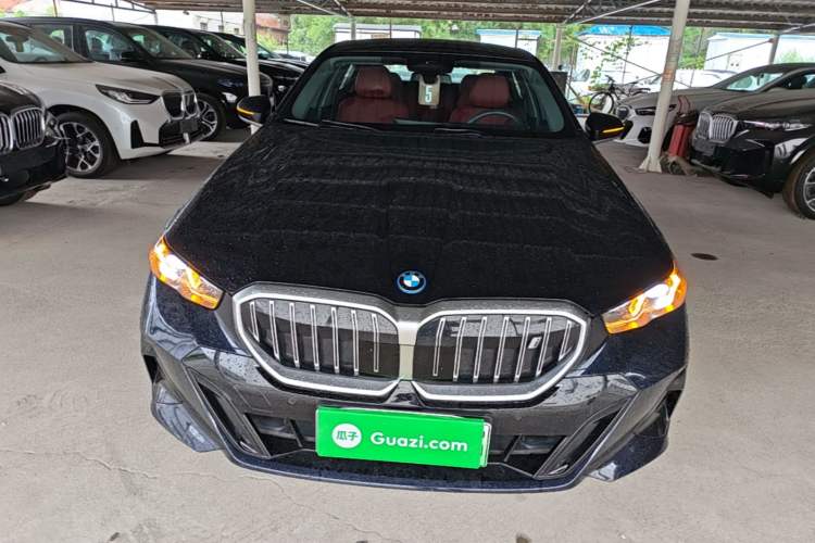 Used BMW i5 2025 eDrive 35L M Sport Package Front