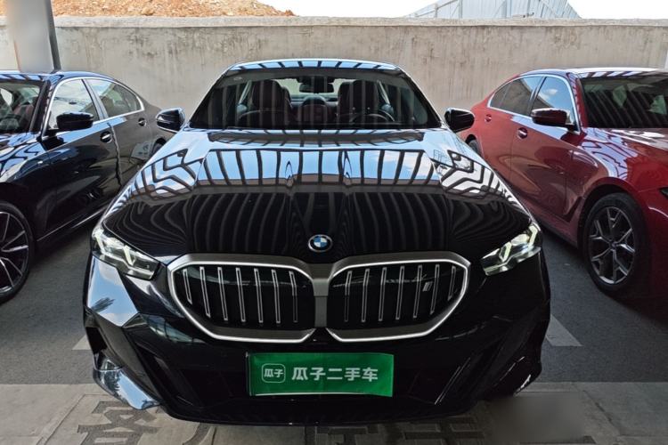 Used BMW i5 2025 eDrive 35L M Sport Package Front