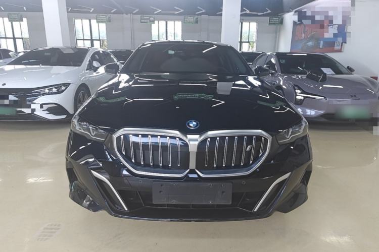 Used BMW i5 2025 eDrive 35L M Sport Package Front