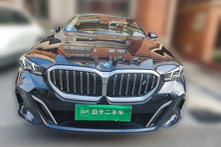 Used BMW i5 2025 eDrive 35L M Sport Package Front