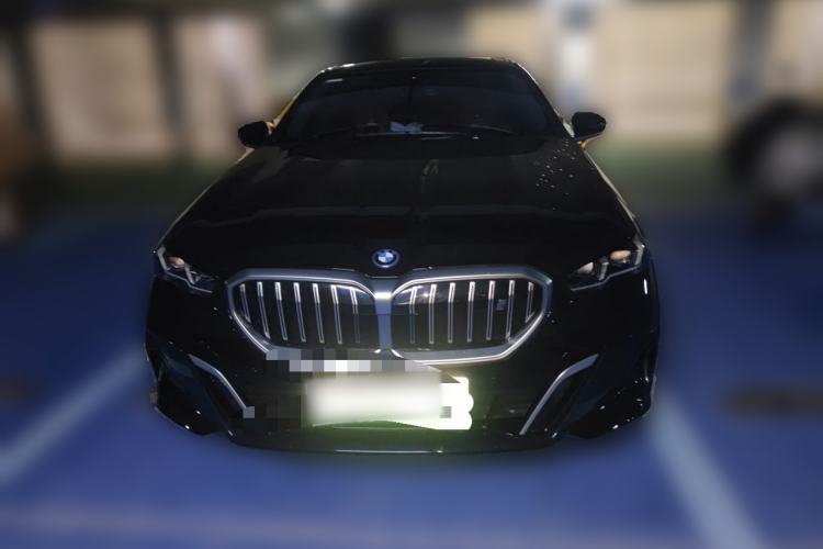 Used BMW i5 2025 eDrive 35L M Sport Package Front