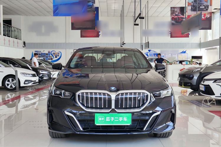 Used BMW i5 2025 eDrive 35L M Sport Package Front