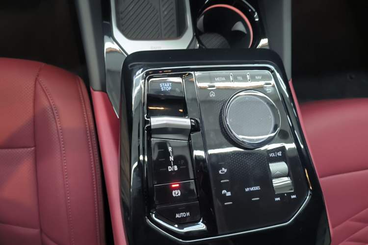 Used BMW i5 2025 eDrive 40L M Sport Package Gear Lever