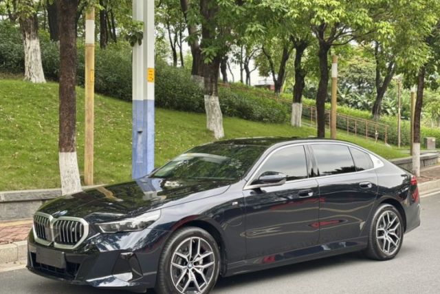 Used BMW i5 2025 eDrive 35L M Sport Package