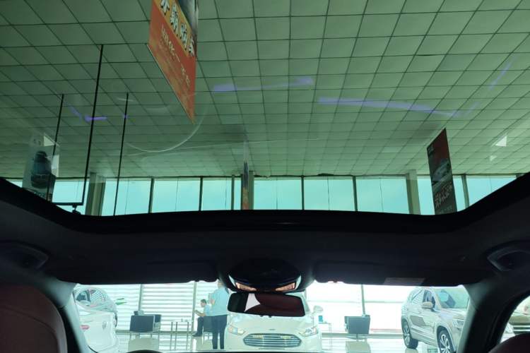 Used BMW i5 2025 eDrive 35L M Sport Package Headliner