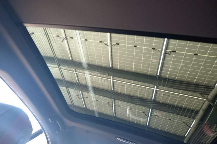 Used BMW i5 2025 eDrive 40L M Sport Package Headliner