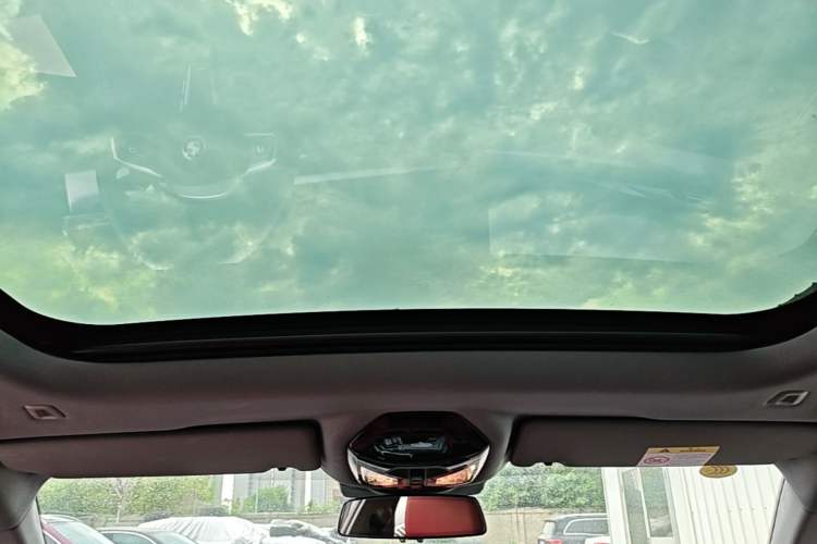 Used BMW i5 2025 eDrive 35L M Sport Package Headliner