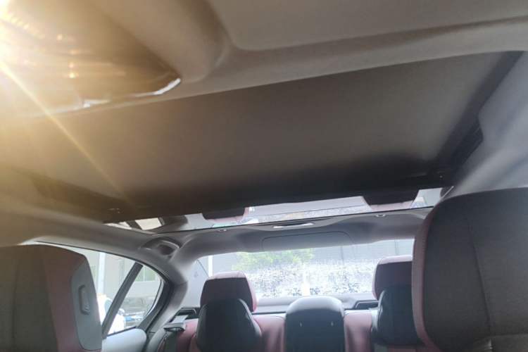 Used BMW i5 2025 eDrive 40L M Sport Package Headliner