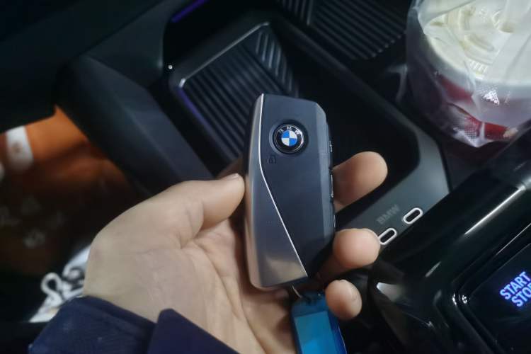 Used BMW i5 2025 eDrive 40L M Sport Package Interior 1