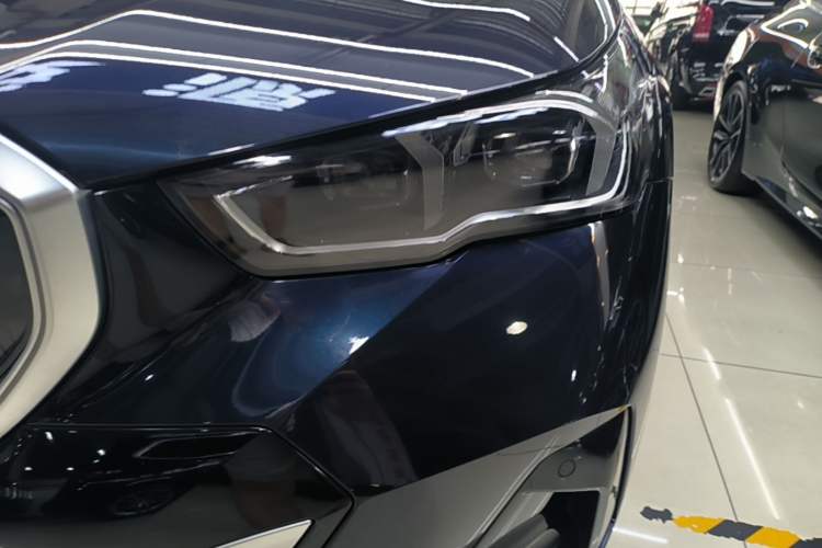 Used BMW i5 2025 eDrive 40L M Sport Package Left Front Headlight