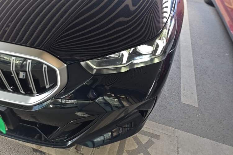 Used BMW i5 2025 eDrive 35L M Sport Package Left Front Headlight
