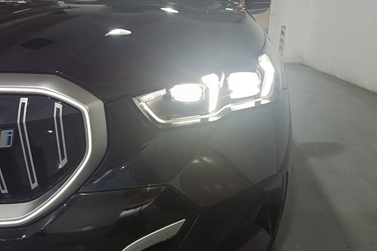Used BMW i5 2025 eDrive 40L M Sport Package Left Front Headlight
