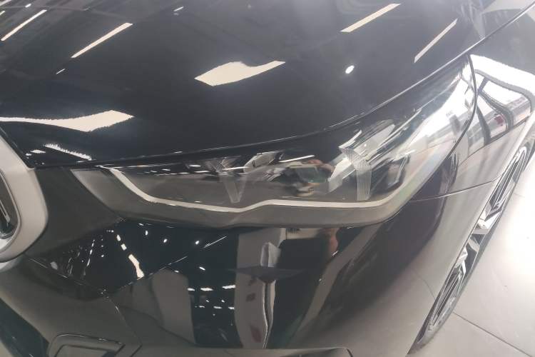 Used BMW i5 2025 eDrive 35L M Sport Package Left Front Headlight