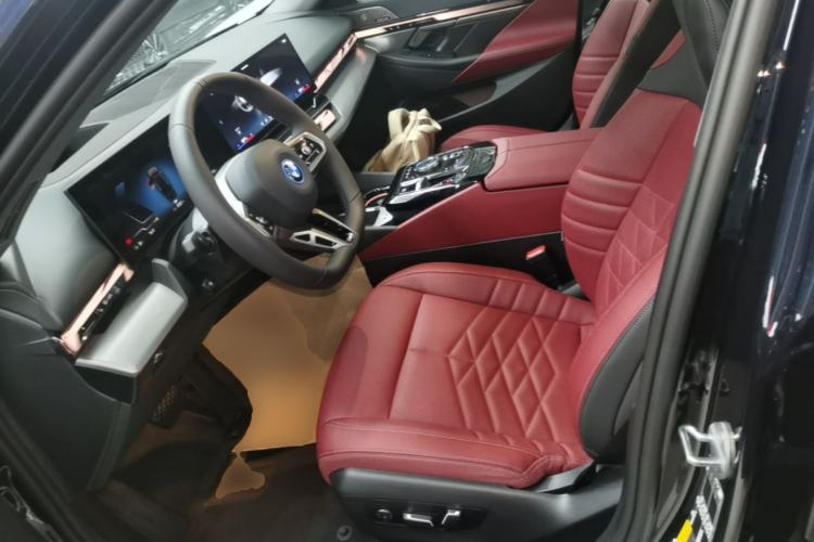 Used BMW i5 2025 eDrive 40L M Sport Package Left Front Seat