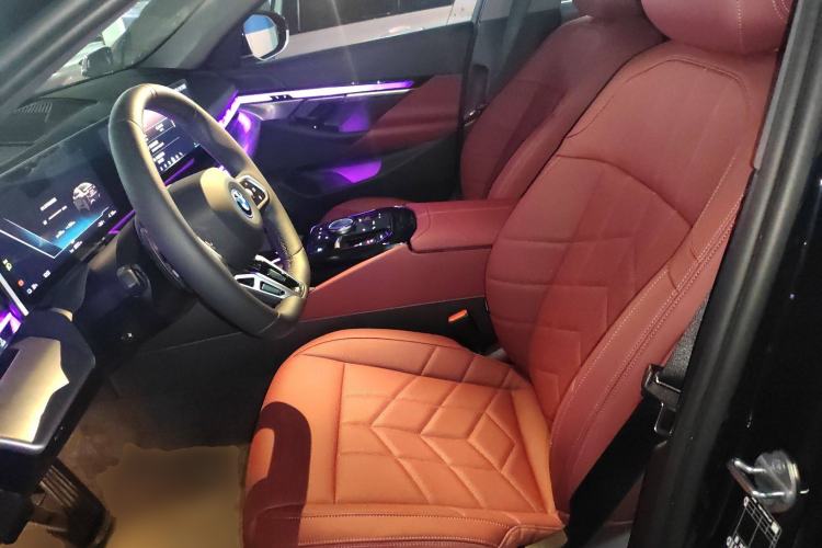 Used BMW i5 2025 eDrive 35L M Sport Package Left Front Seat