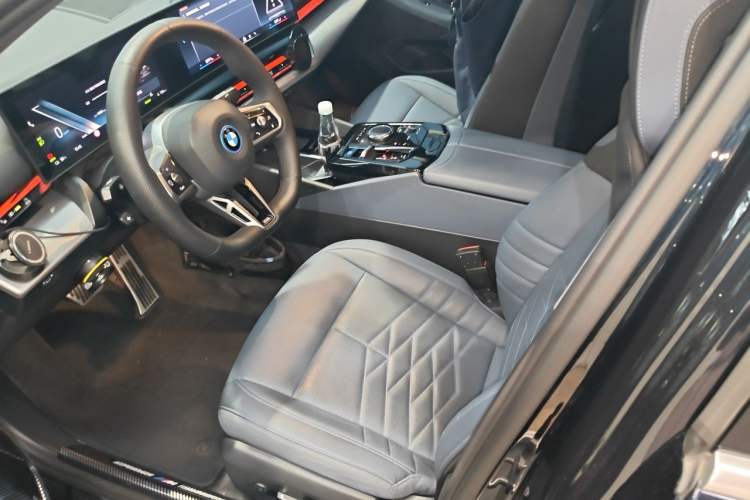 Used BMW i5 2025 eDrive 40L M Sport Package Left Front Seat