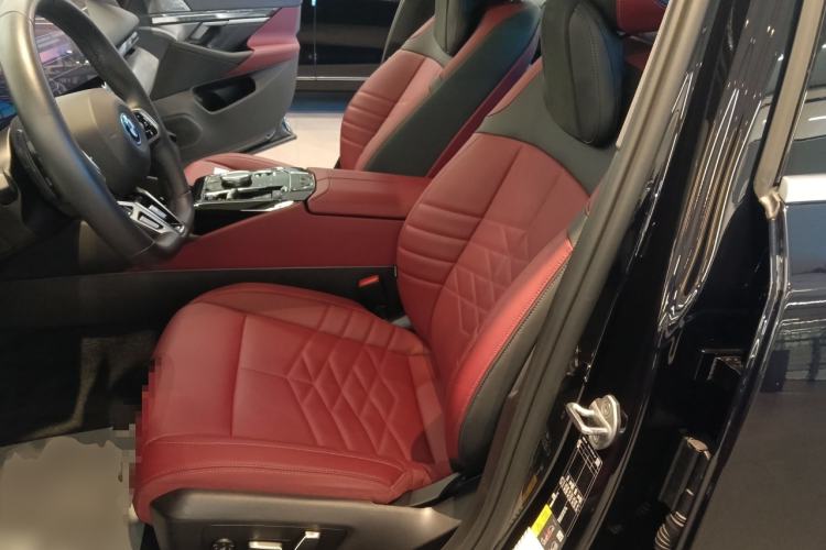 Used BMW i5 2025 eDrive 40L M Sport Package Left Front Seat